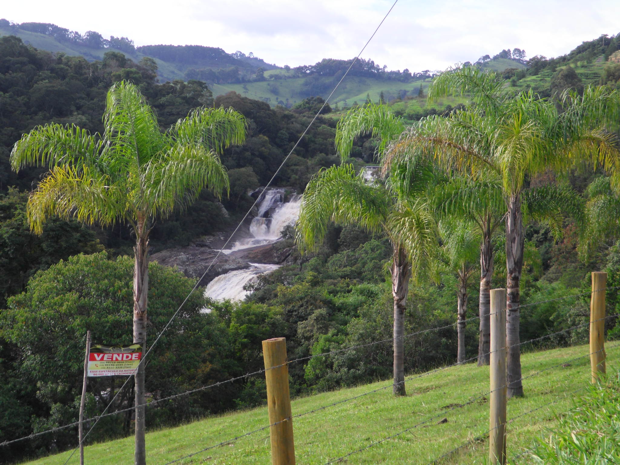 Lindas cachoeiras na travessia de MTB entre as cidades de Cunha/SP e Paraty/RJ