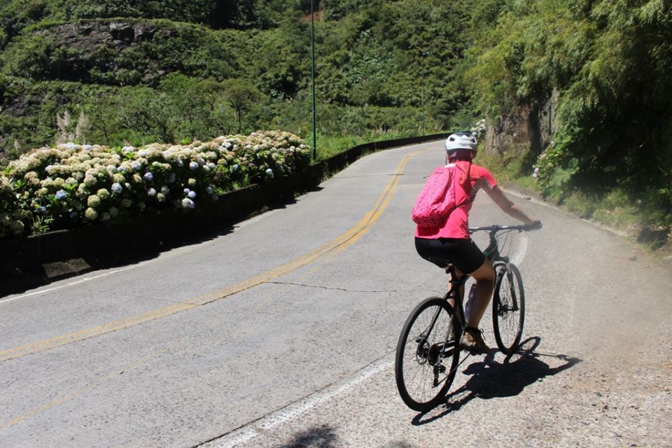 Uma subida longa mas excepcional. Venha com a Roots Adventure