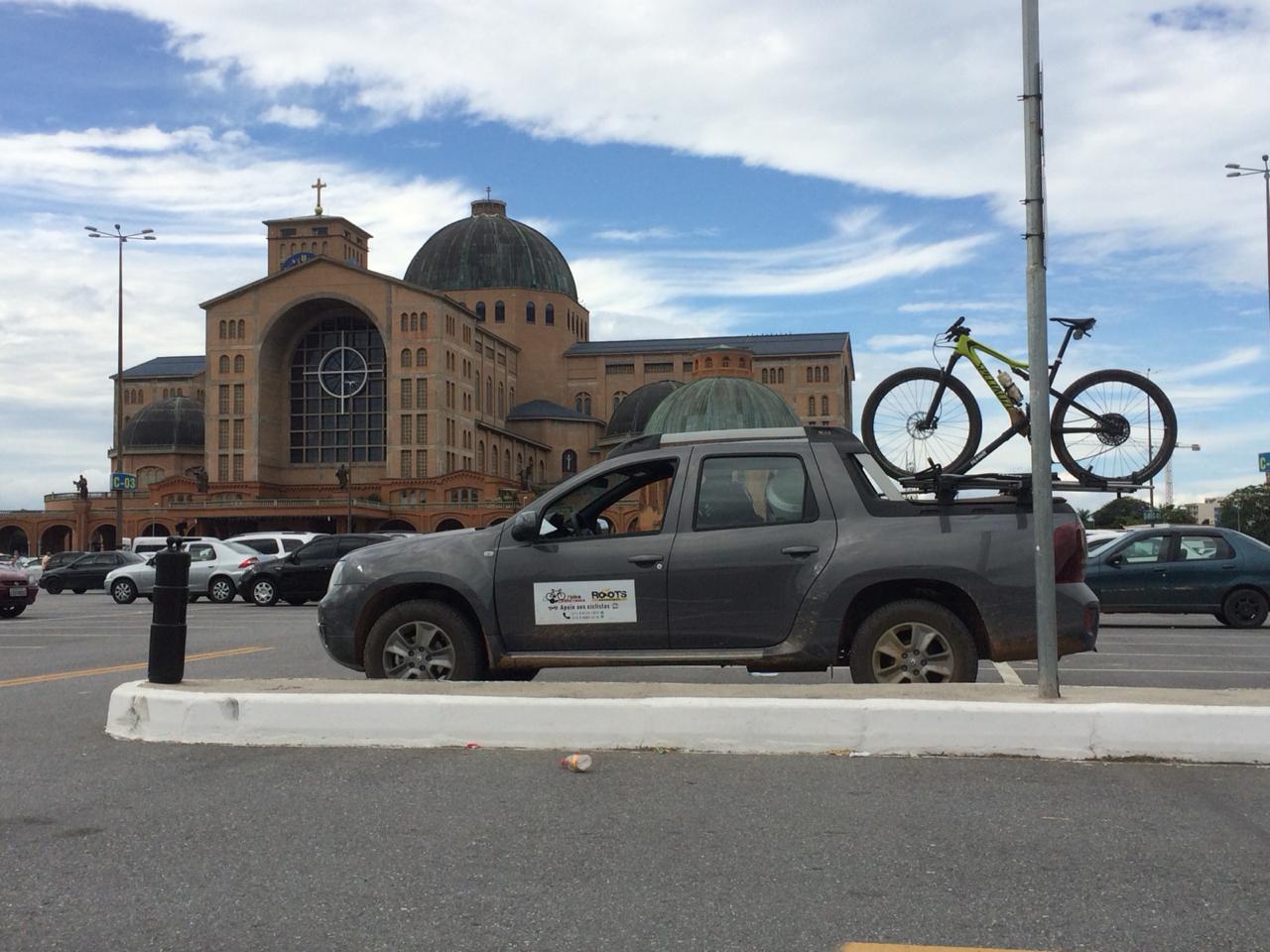 Fazer o caminho da fé contando com o nosso carro de apoio é muito mais seguro